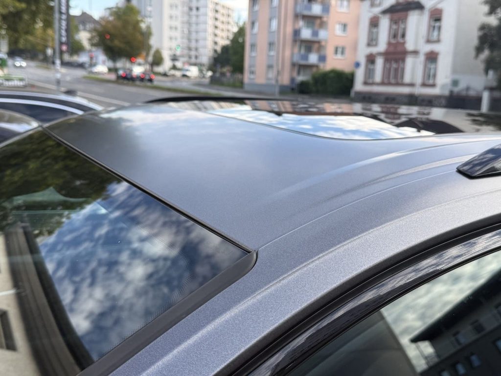 Audi Q7 – Vollfolierung in 3M Satin Dark Grey